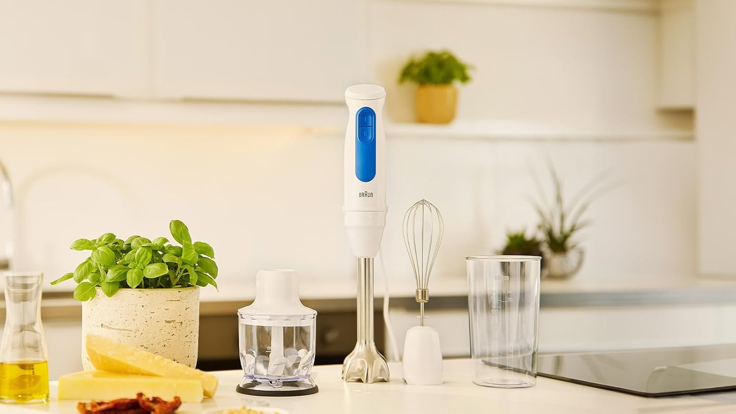 Braun MultiQuick 3 Hand Blender 900W with Beaker, Chopper, Whisk