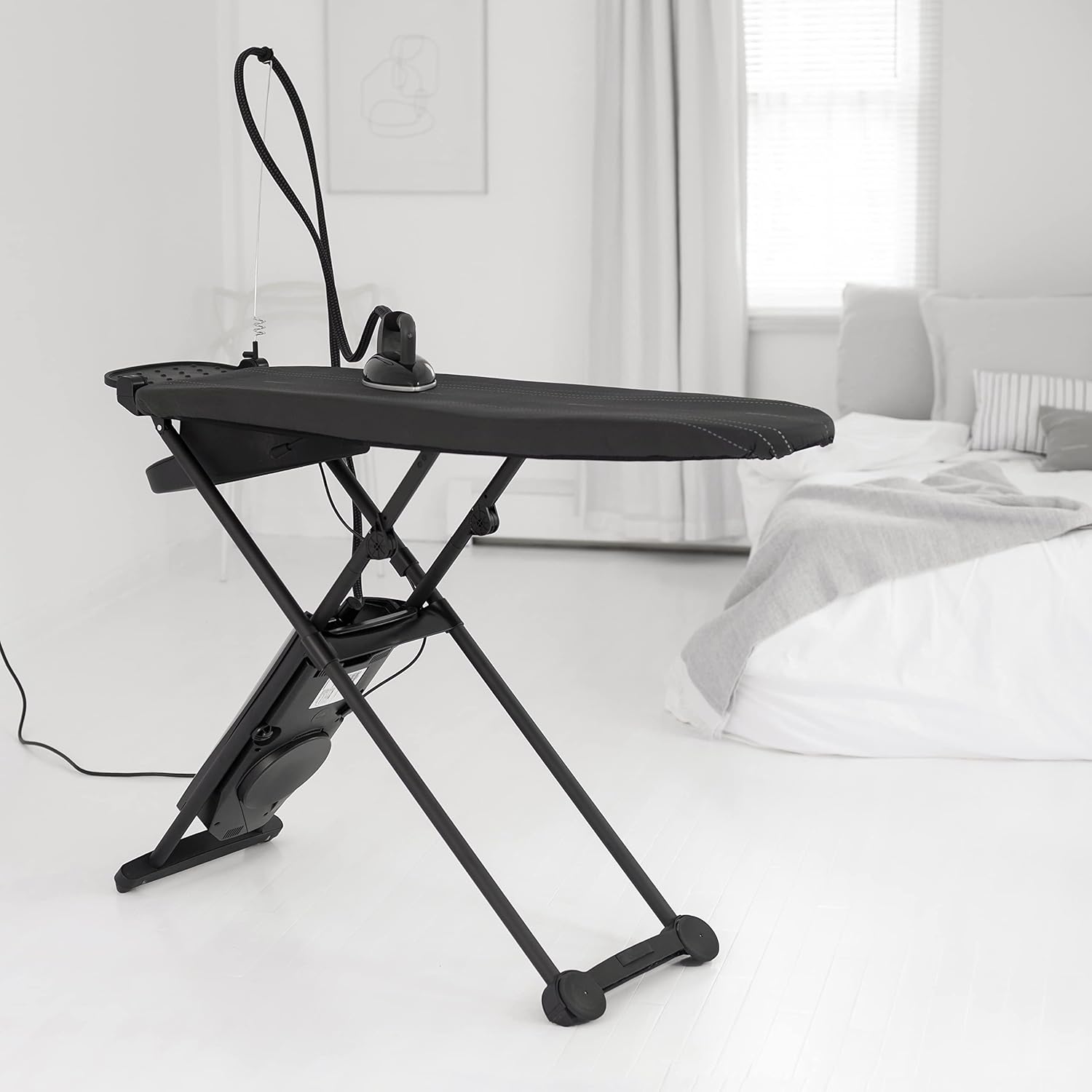Laurastar Smart U Ironing System