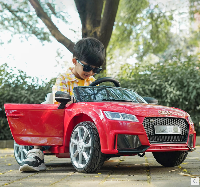 EMotorad Formula Fun AUDI TT RS Toy Car