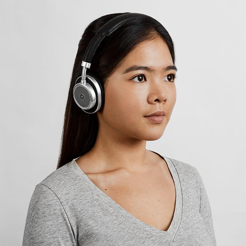 Master & Dynamic MW50On Ear Plus Over Ear Headphones+ 2 In 1 Wireless